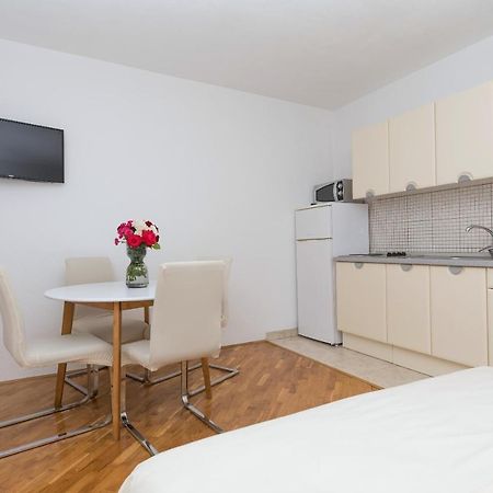 Skiljini Dvori - Apartman Makarska Luaran gambar