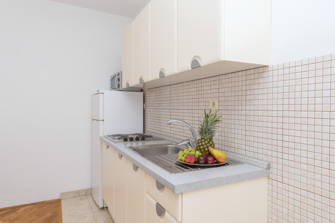 Skiljini Dvori - Apartman Makarska Luaran gambar